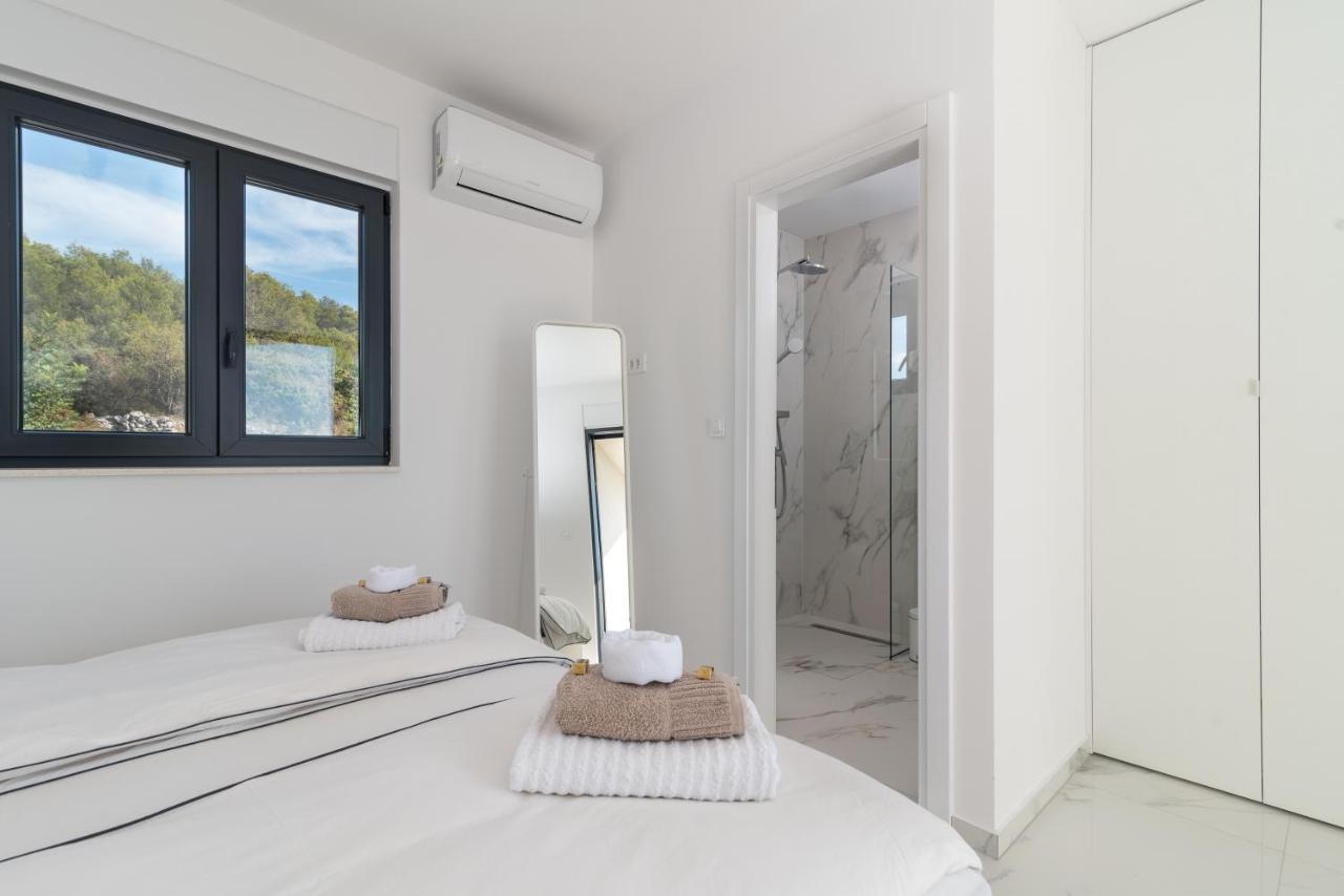 Lavender Tree - Luxury * Trogir
