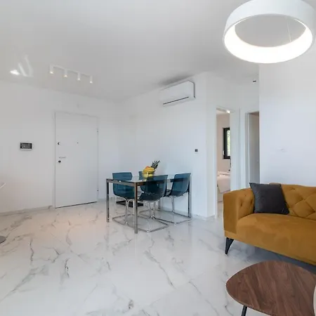 Lavender Tree - Luxury Apartments Trogir Exterior photo
