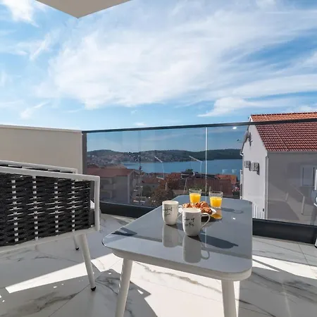 Lavender Tree - Luxury Apartments Trogir Exterior photo