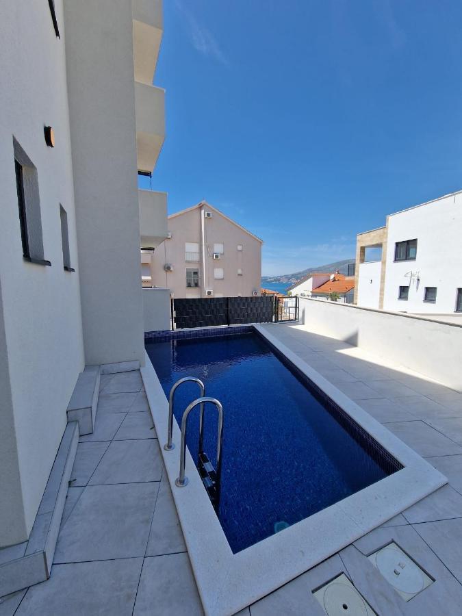 Lavender Tree - Luxury Apartma